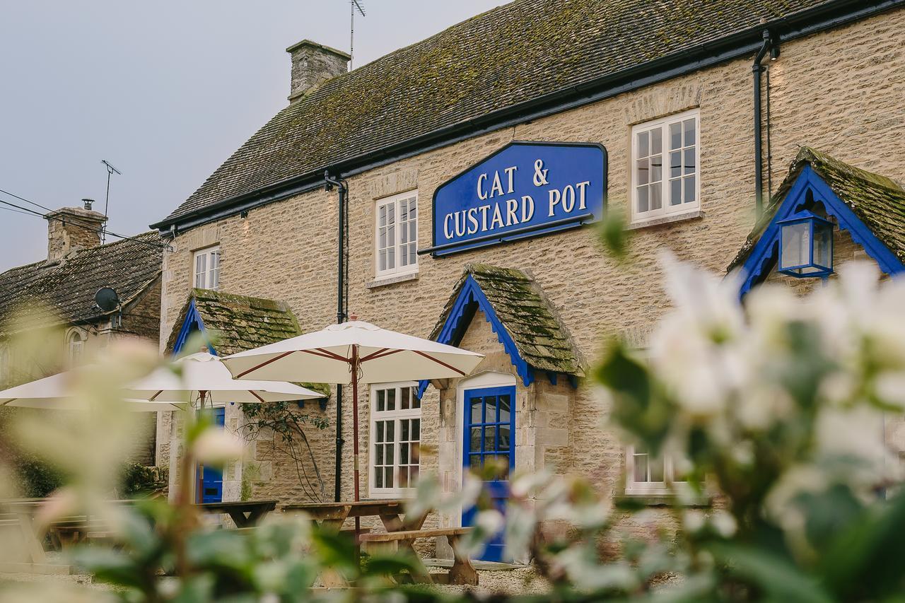 Cat And Custard Pot Inn Shipton Moyne Экстерьер фото